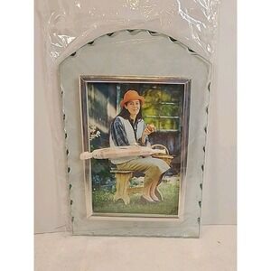 Studio Silversmiths 4"X6" Clear Cut Glass Photo Frame With Green Scallop Accents